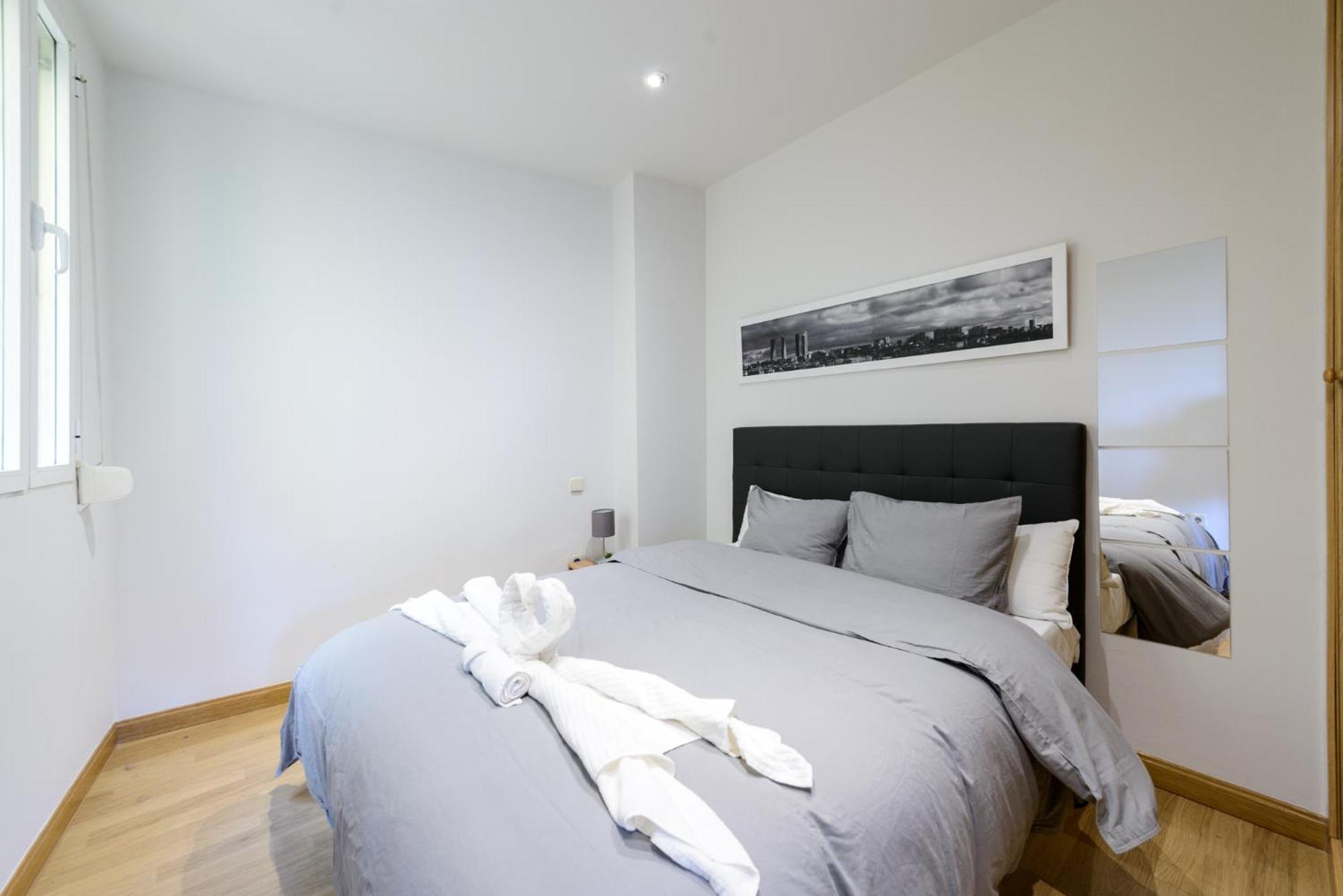 Amplio Piso En Madrid Centro Con Vistas Al Templo De Debod Apartment ภายนอก รูปภาพ